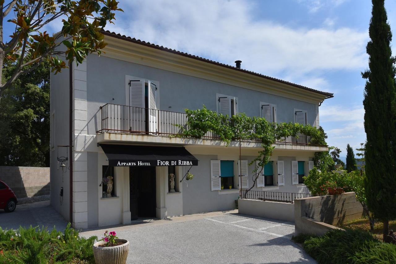 Appart'Hotel Fior Di Ribba Сартен Экстерьер фото